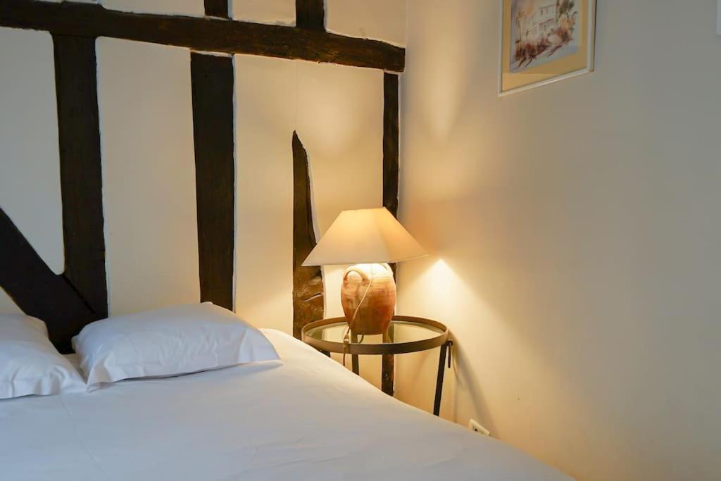 Coeur Du Marais - Grand 4 Personnes Appartement *